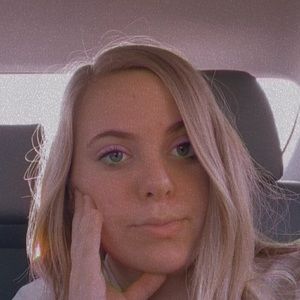 Meet your Posher, Lexy